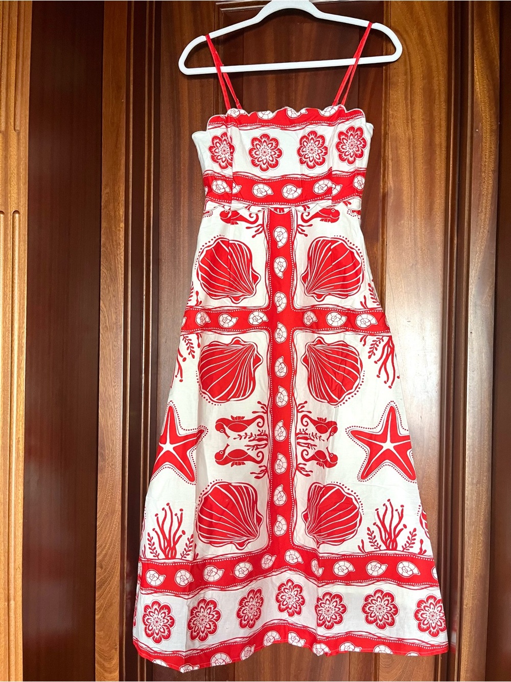 moon river red & white seashell print scalloped neckline dress ( Farm Rio Ainika - Picture 3 of 5